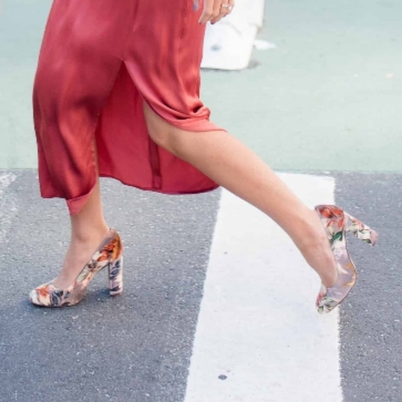 HP🥳 Nine west,  Heels 9M. - Picture 9 of 11